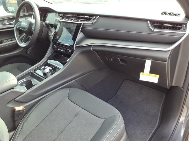 2025 Jeep Grand Cherokee L Laredo  TX