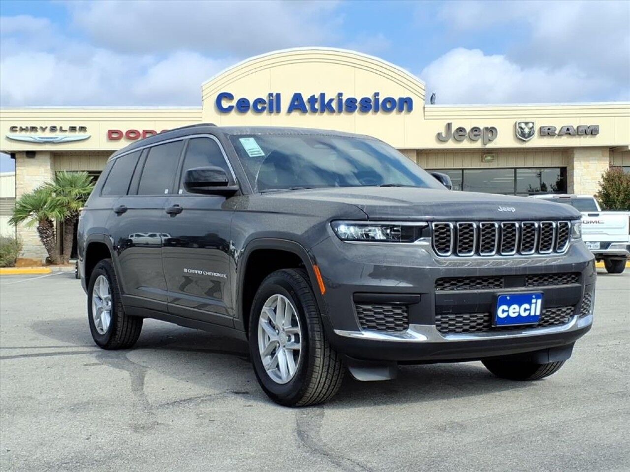 2025 Jeep Grand Cherokee L Laredo