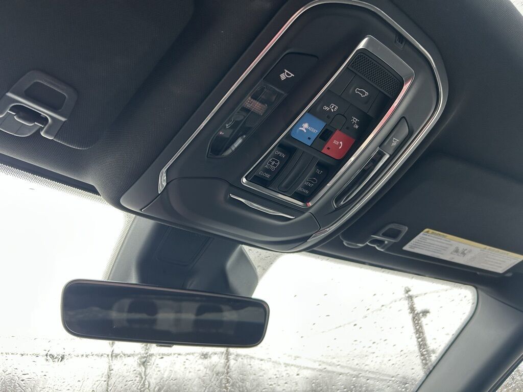 2025 Jeep Grand Cherokee L Laredo Crestwood KY