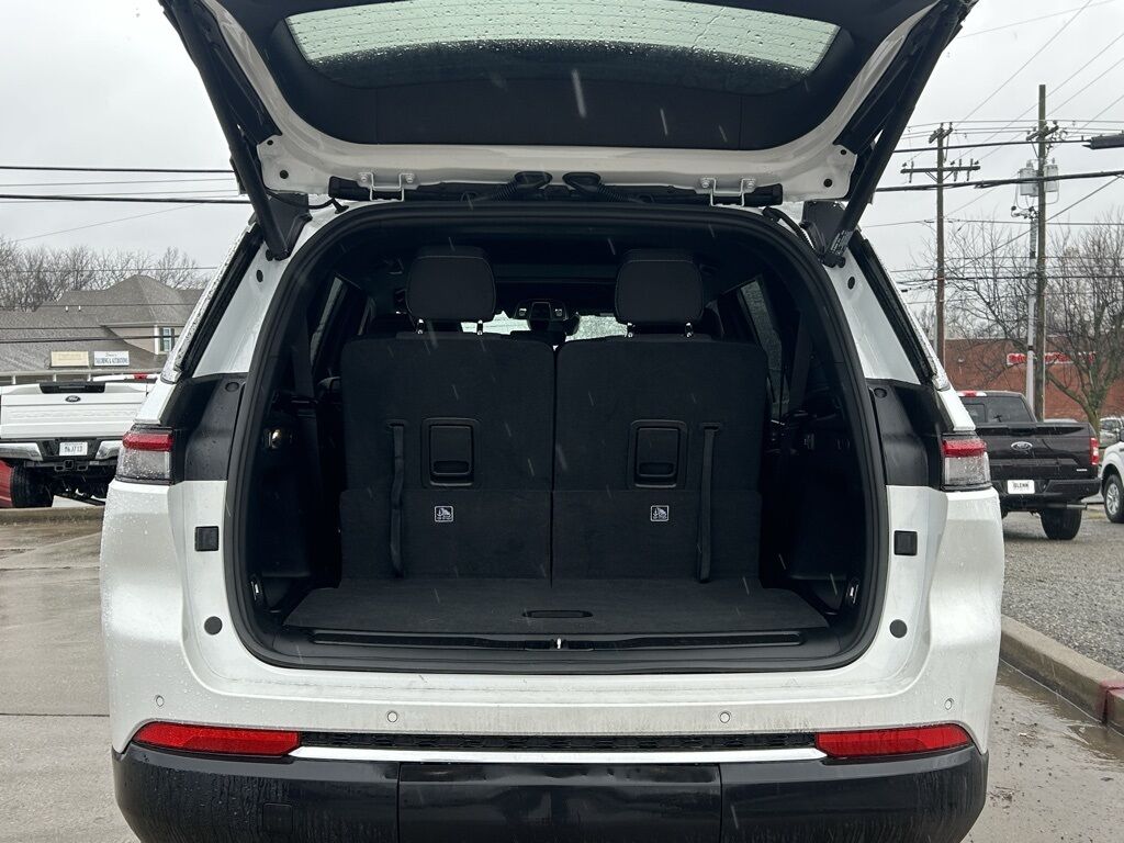 2025 Jeep Grand Cherokee L Laredo Crestwood KY