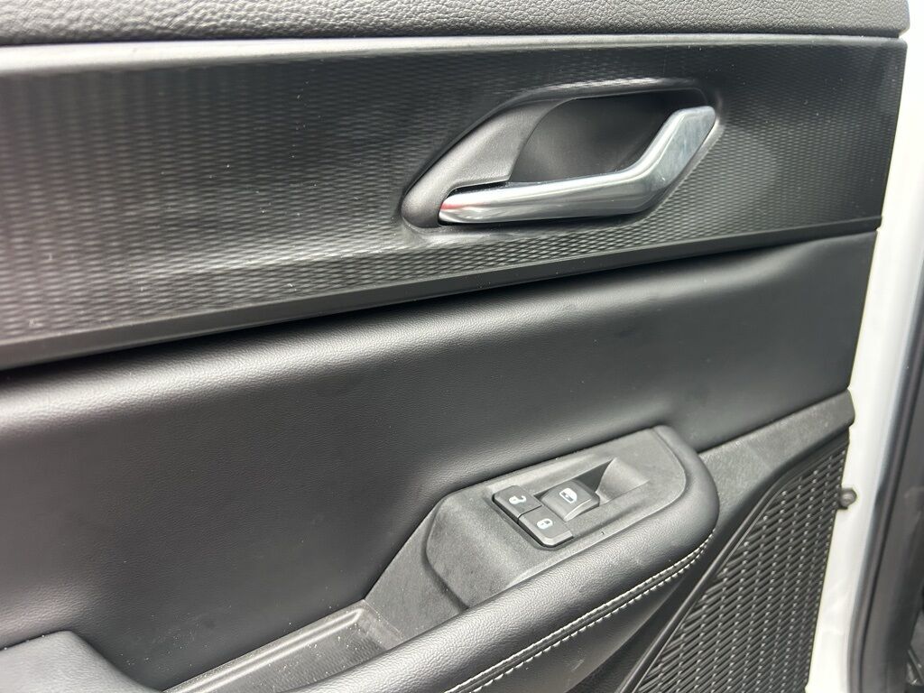 2025 Jeep Grand Cherokee L Laredo Crestwood KY