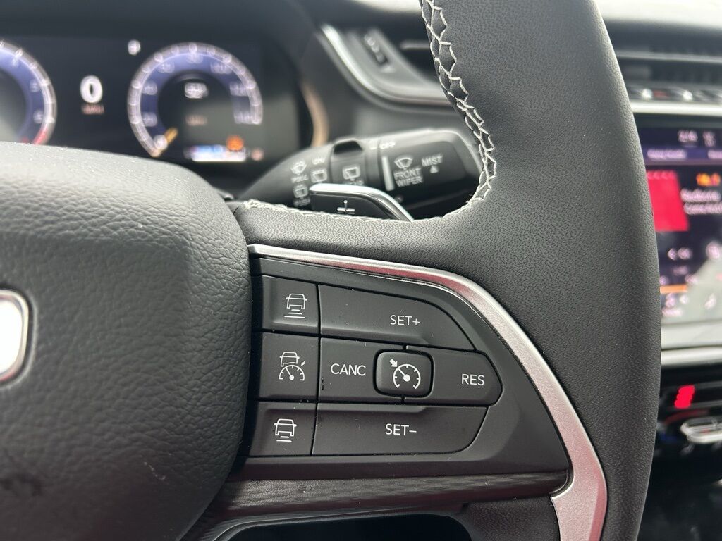 2025 Jeep Grand Cherokee L Laredo Crestwood KY