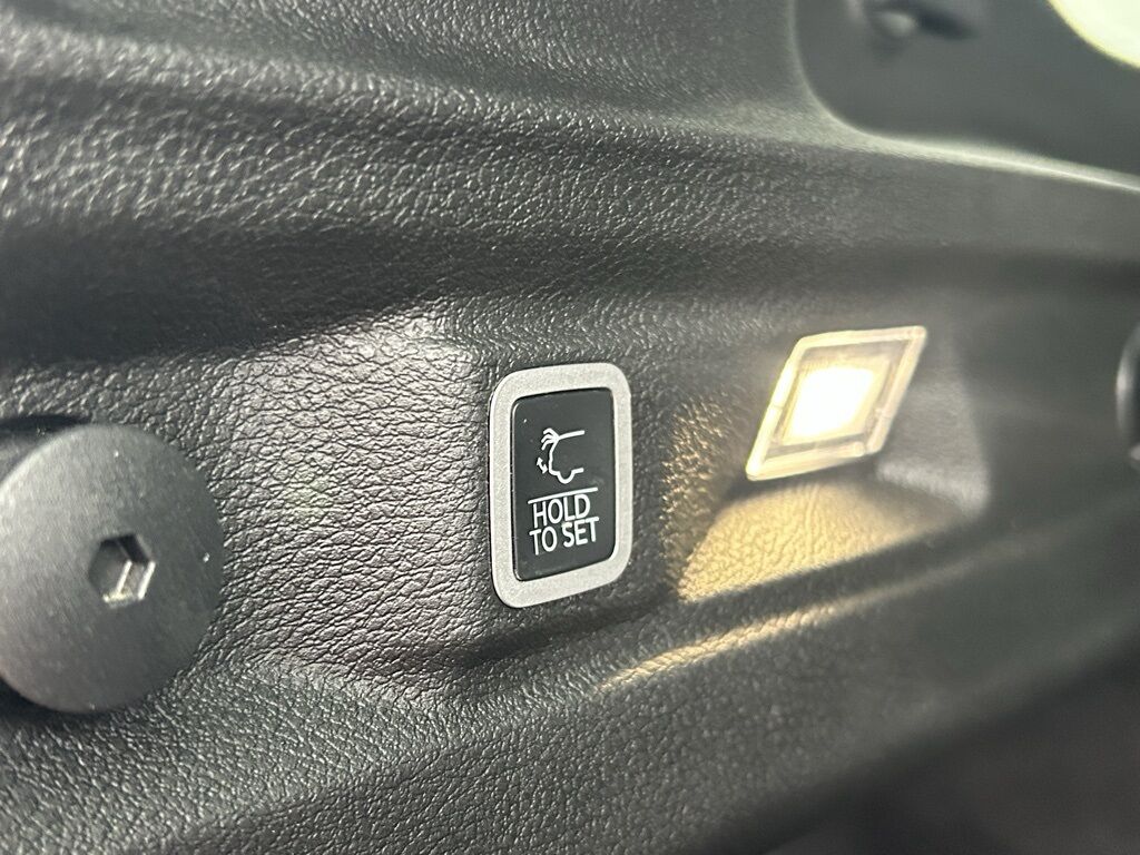 2025 Jeep Grand Cherokee L Laredo Crestwood KY