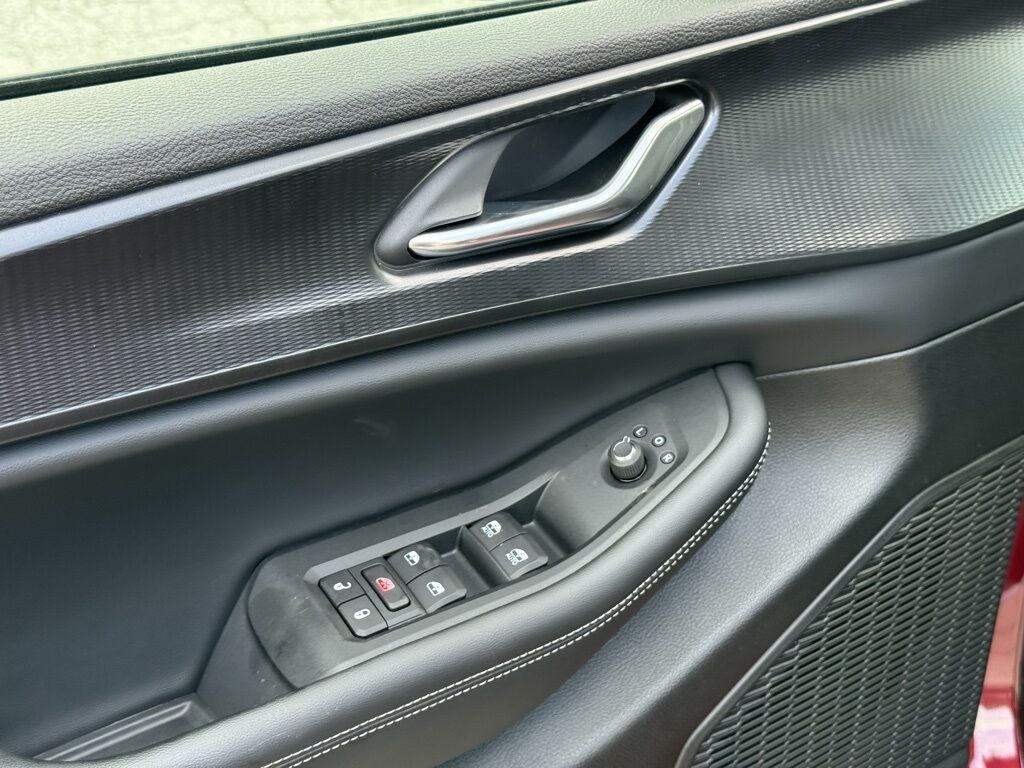 2025 Jeep Grand Cherokee L Laredo Crestwood KY