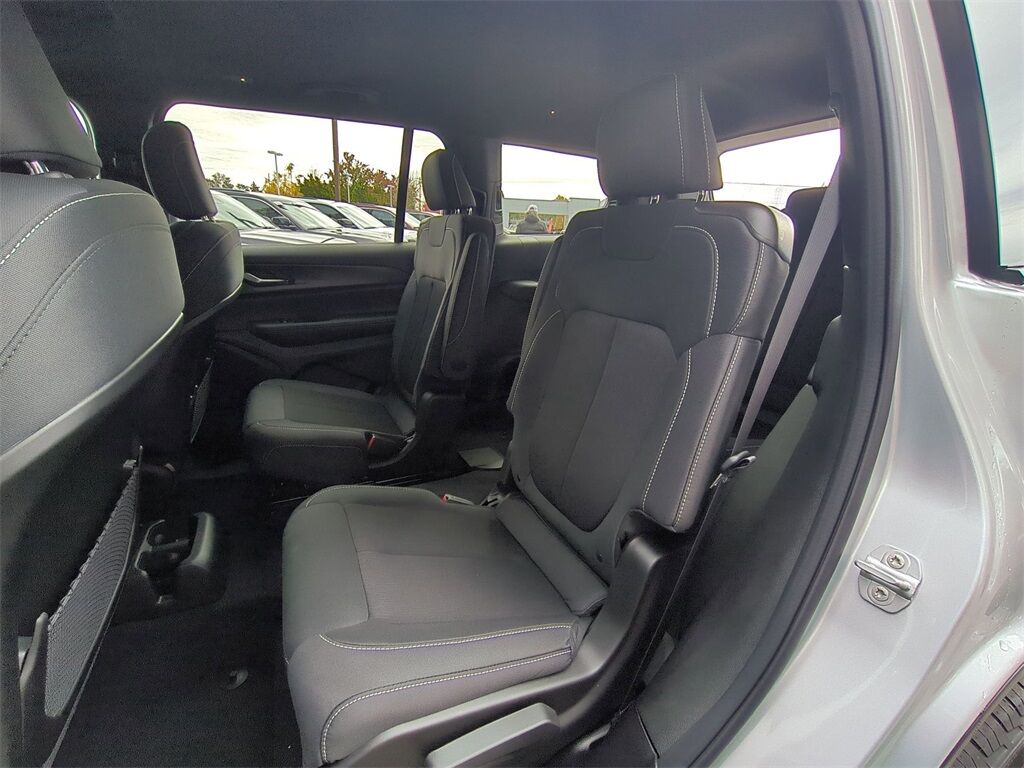 2025 Jeep Grand Cherokee L Laredo Gresham OR