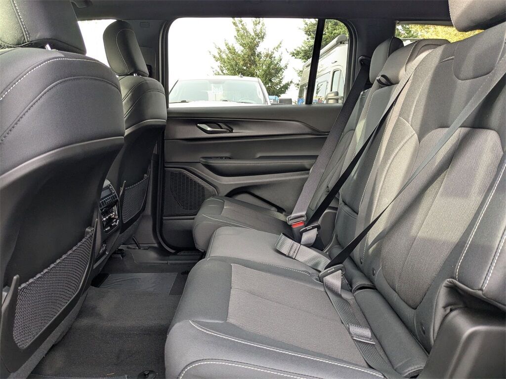 2025 Jeep Grand Cherokee L Laredo Gresham OR