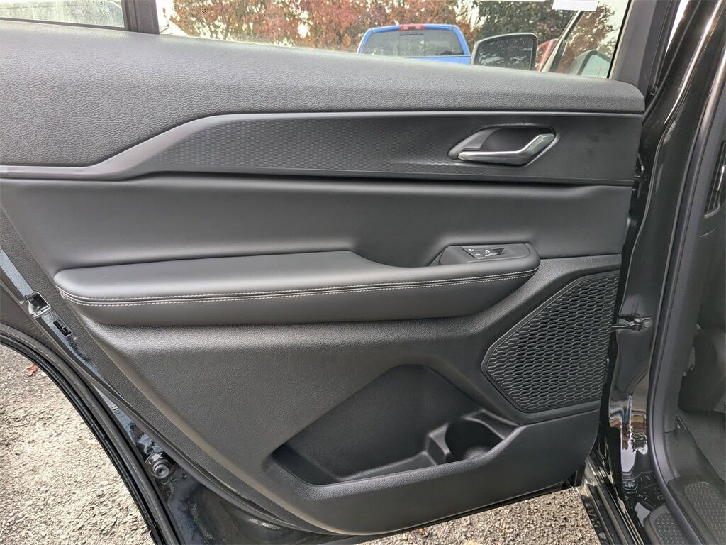 2025 Jeep Grand Cherokee L Laredo Gresham OR