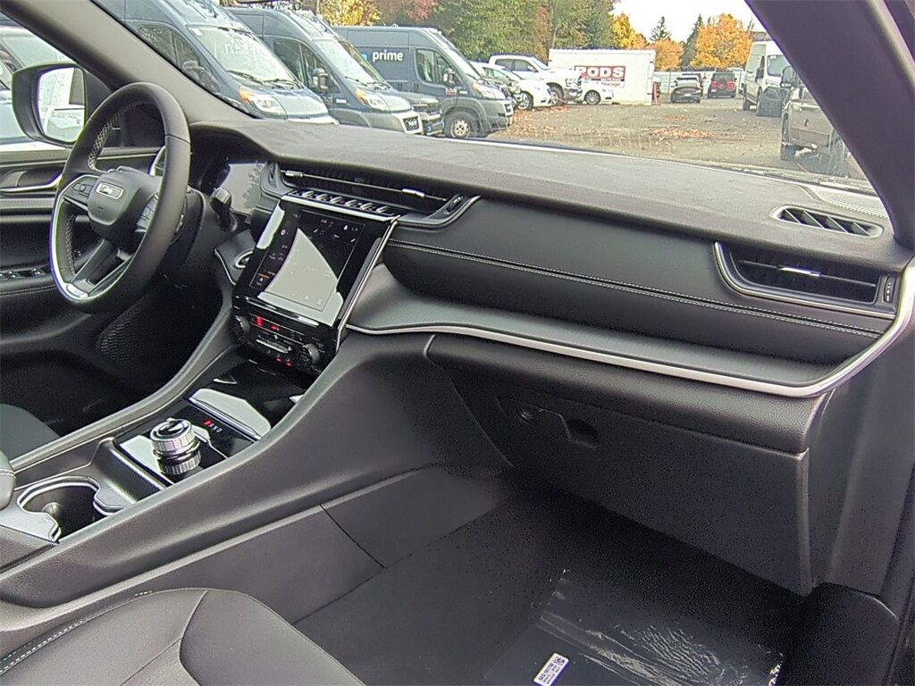 2025 Jeep Grand Cherokee L Laredo Gresham OR