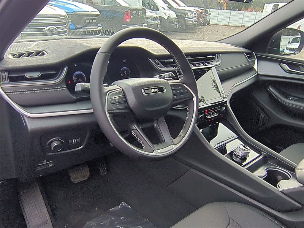 2025 Jeep Grand Cherokee L Laredo Gresham OR