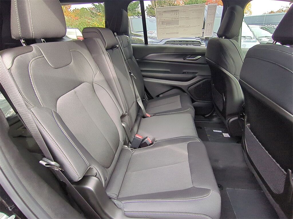 2025 Jeep Grand Cherokee L Laredo Gresham OR