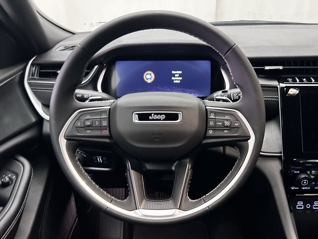 2025 Jeep Grand Cherokee L Laredo Portland OR