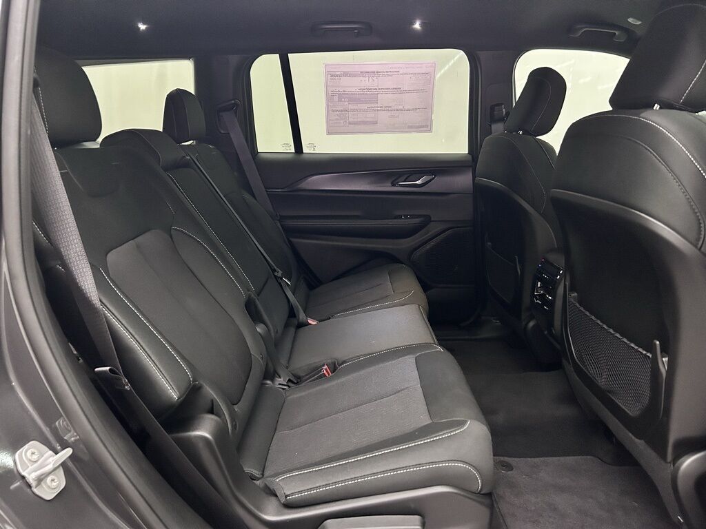 2025 Jeep Grand Cherokee L Laredo Portland OR