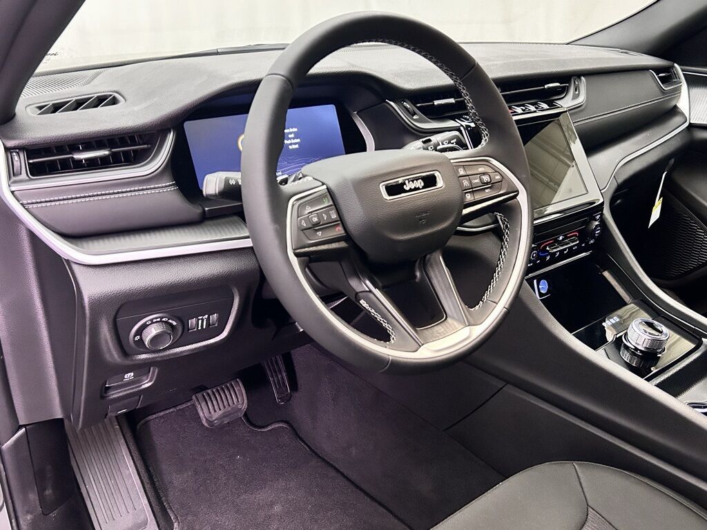 2025 Jeep Grand Cherokee L Laredo Portland OR
