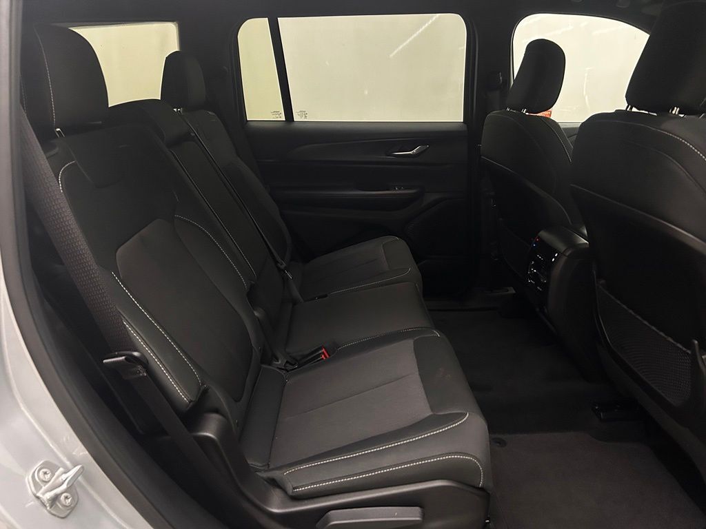 2025 Jeep Grand Cherokee L Laredo Portland OR