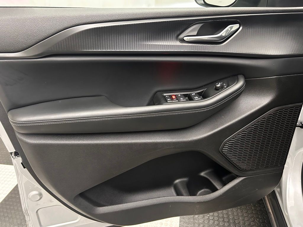 2025 Jeep Grand Cherokee L Laredo Portland OR