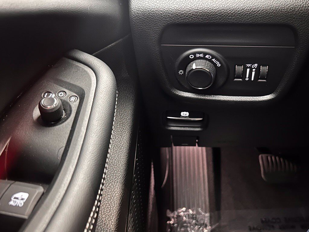 2025 Jeep Grand Cherokee L Laredo Portland OR