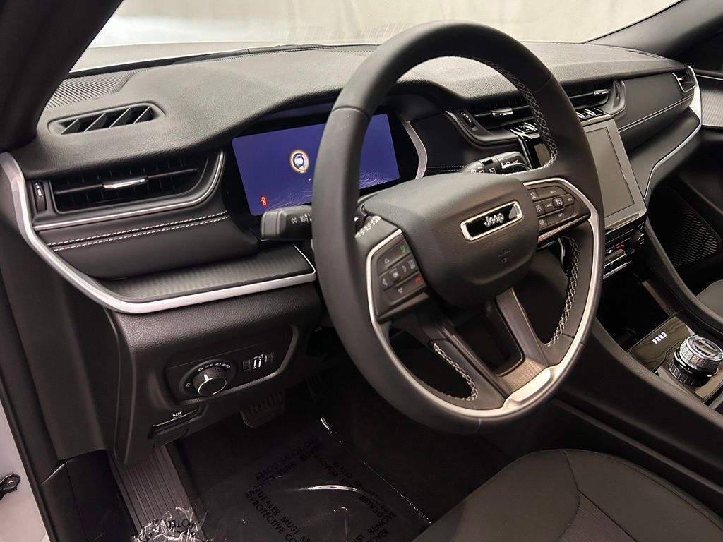 2025 Jeep Grand Cherokee L Laredo Portland OR