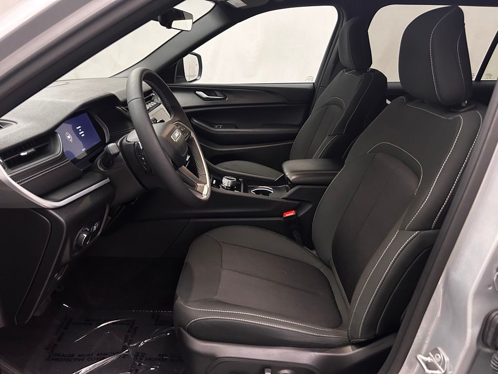 2025 Jeep Grand Cherokee L Laredo Portland OR