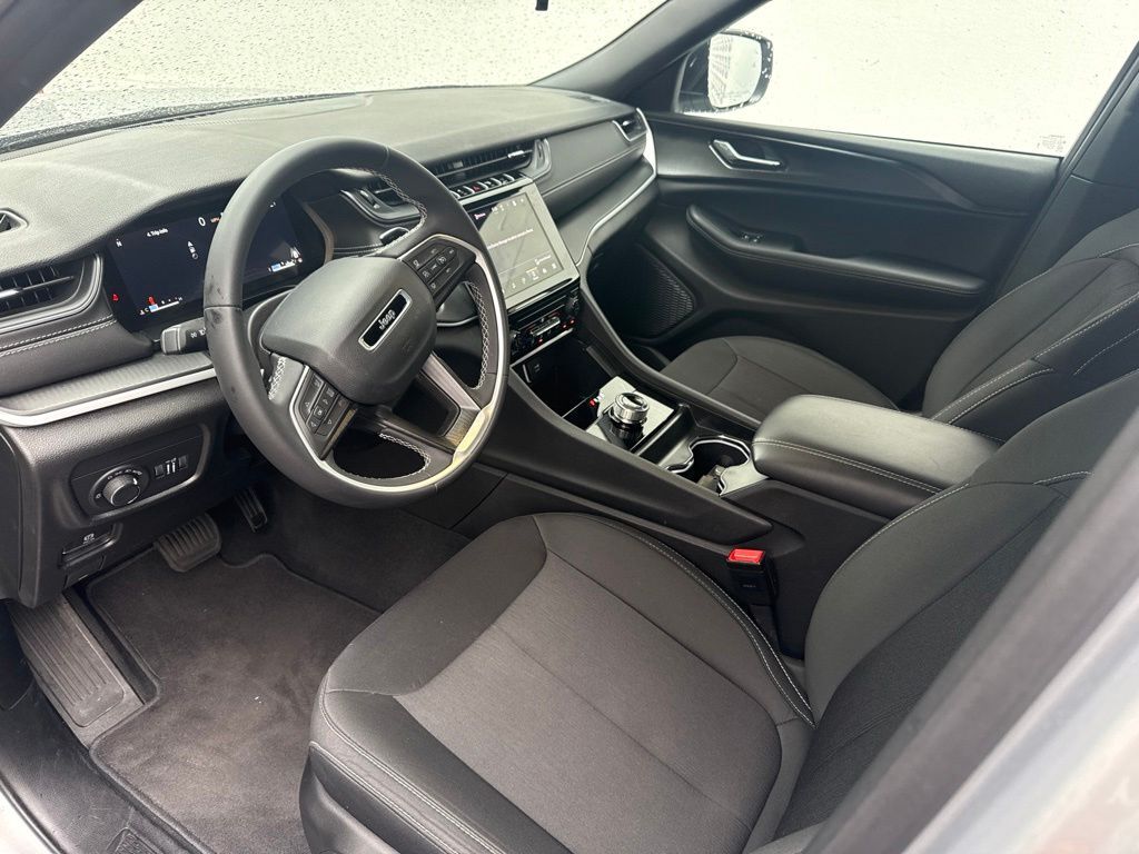 2025 Jeep Grand Cherokee L Laredo Portland OR