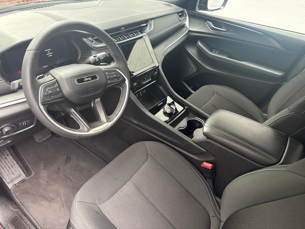 2025 Jeep Grand Cherokee L Laredo Portland OR