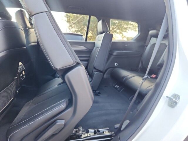 2025 Jeep Grand Cherokee L Laredo X Burnet TX