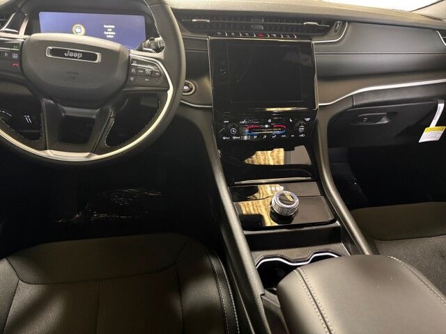 2025 Jeep Grand Cherokee L Laredo X  TX