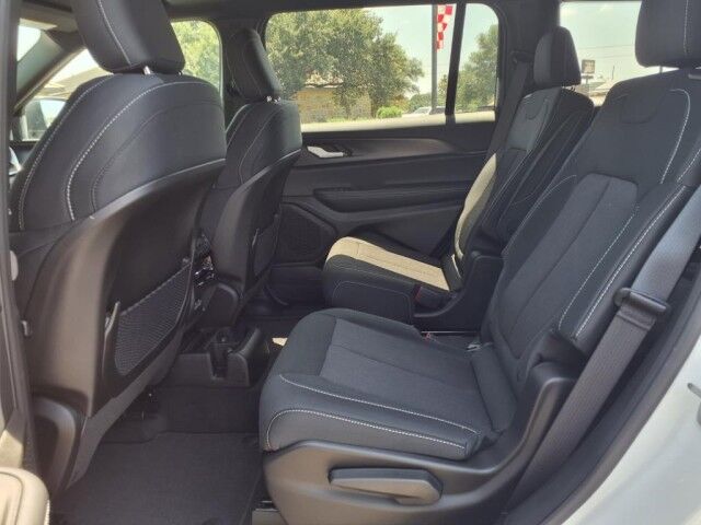 2025 Jeep Grand Cherokee L Laredo X  TX