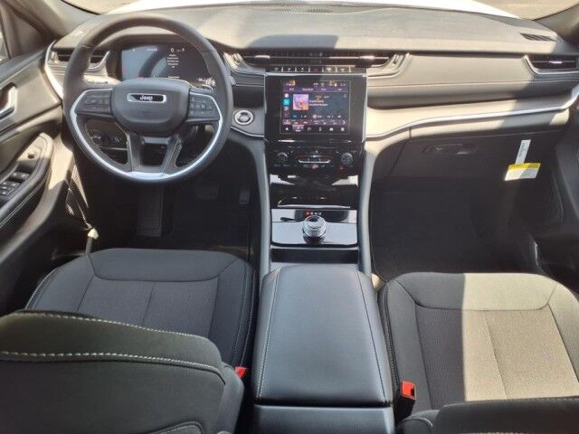 2025 Jeep Grand Cherokee L Laredo X  TX