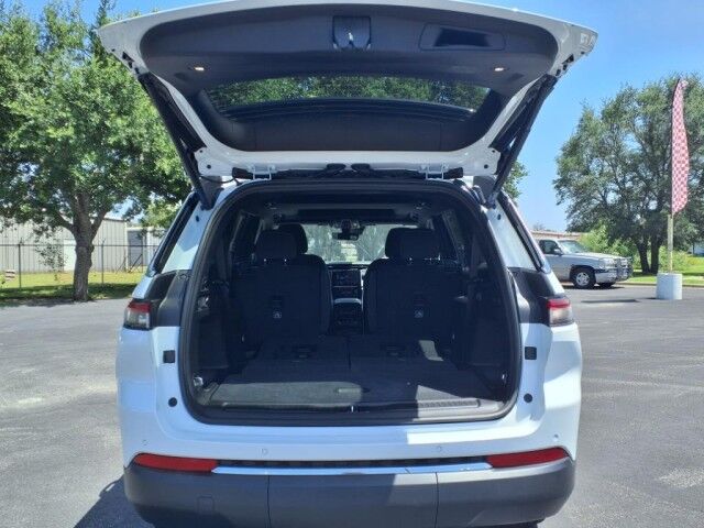 2025 Jeep Grand Cherokee L Laredo X  TX