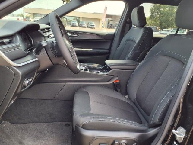 2025 Jeep Grand Cherokee L Laredo X  TX