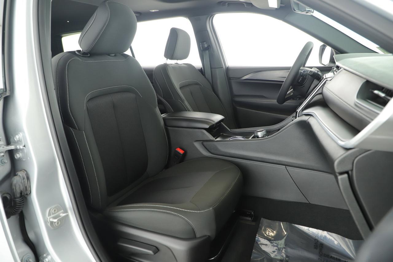 2025 Jeep Grand Cherokee L Laredo X New Braunfels TX