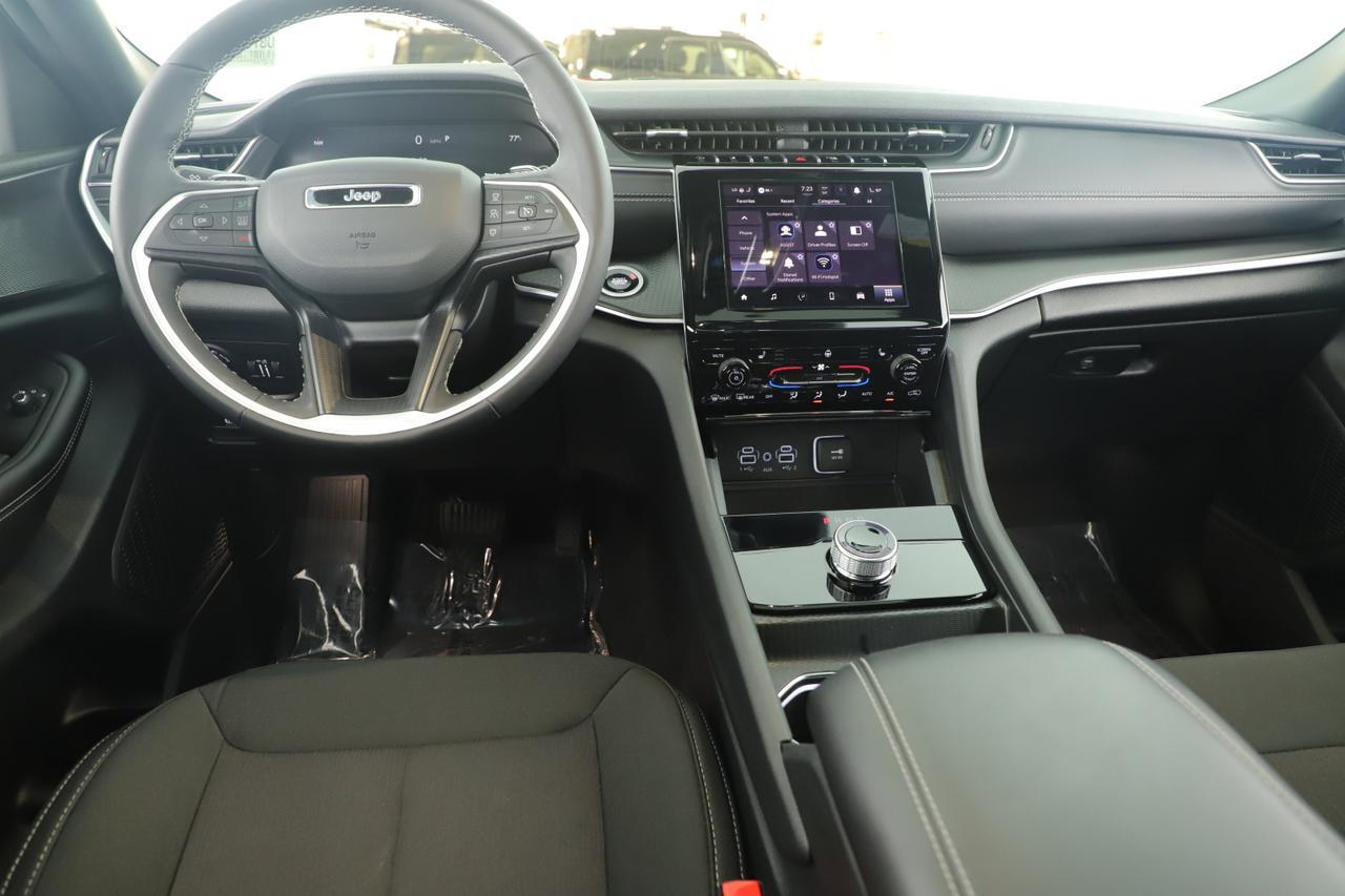 2025 Jeep Grand Cherokee L Laredo X New Braunfels TX