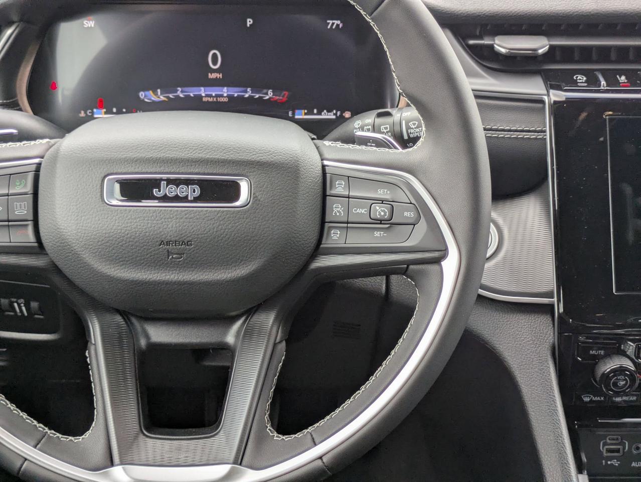 2025 Jeep Grand Cherokee L Laredo X Castroville TX