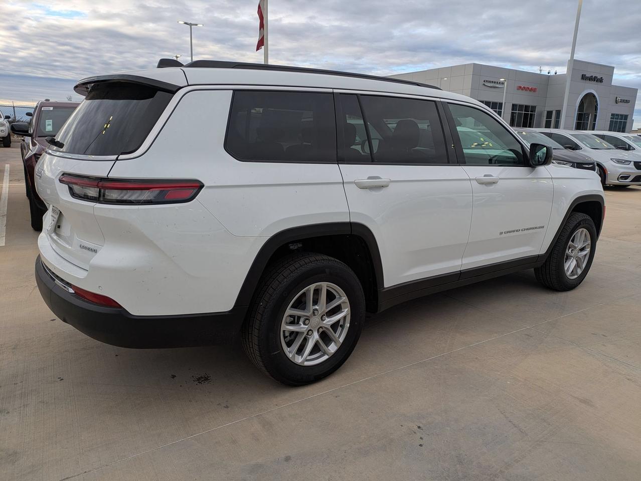 2025 Jeep Grand Cherokee L Laredo X