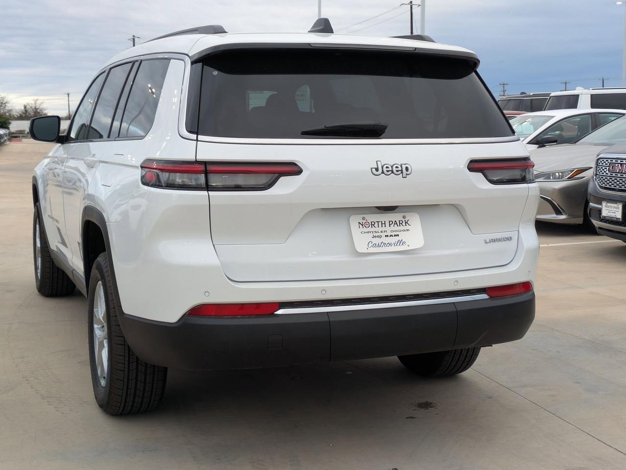 2025 Jeep Grand Cherokee L Laredo X Castroville TX