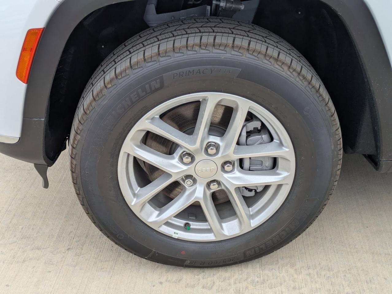 2025 Jeep Grand Cherokee L Laredo X Castroville TX