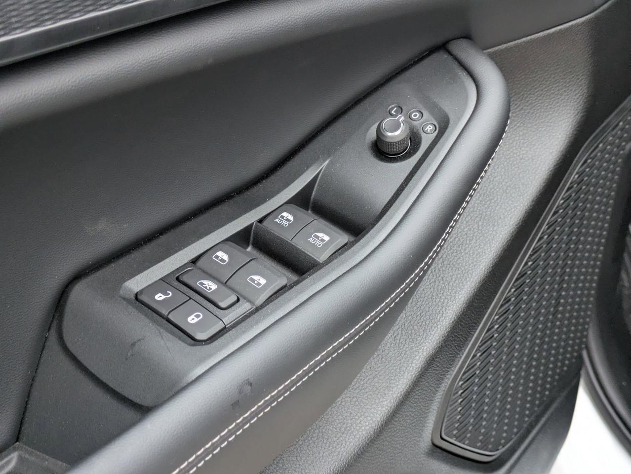 2025 Jeep Grand Cherokee L Laredo X Castroville TX