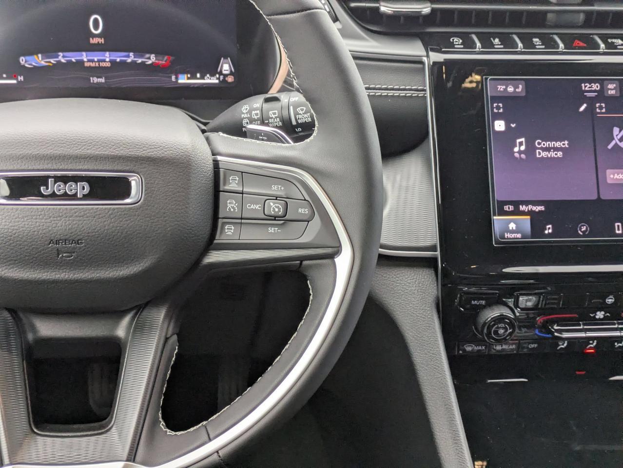 2025 Jeep Grand Cherokee L Laredo X Castroville TX