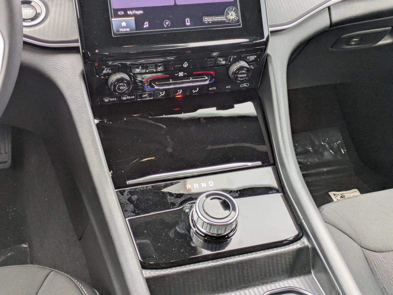 2025 Jeep Grand Cherokee L Laredo X Castroville TX