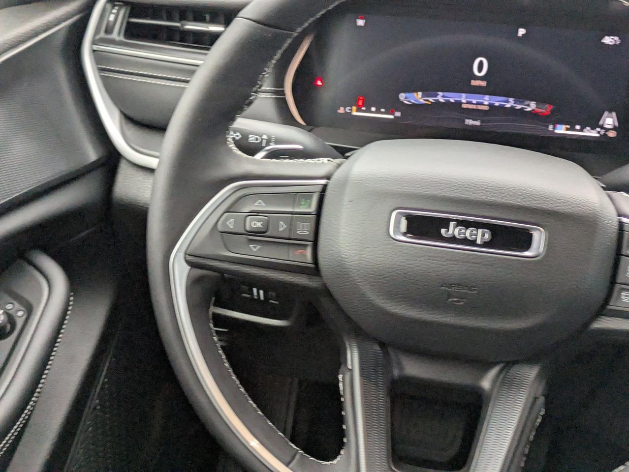 2025 Jeep Grand Cherokee L Laredo X Castroville TX