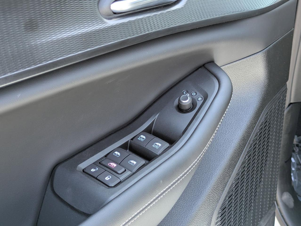 2025 Jeep Grand Cherokee L Laredo X Castroville TX