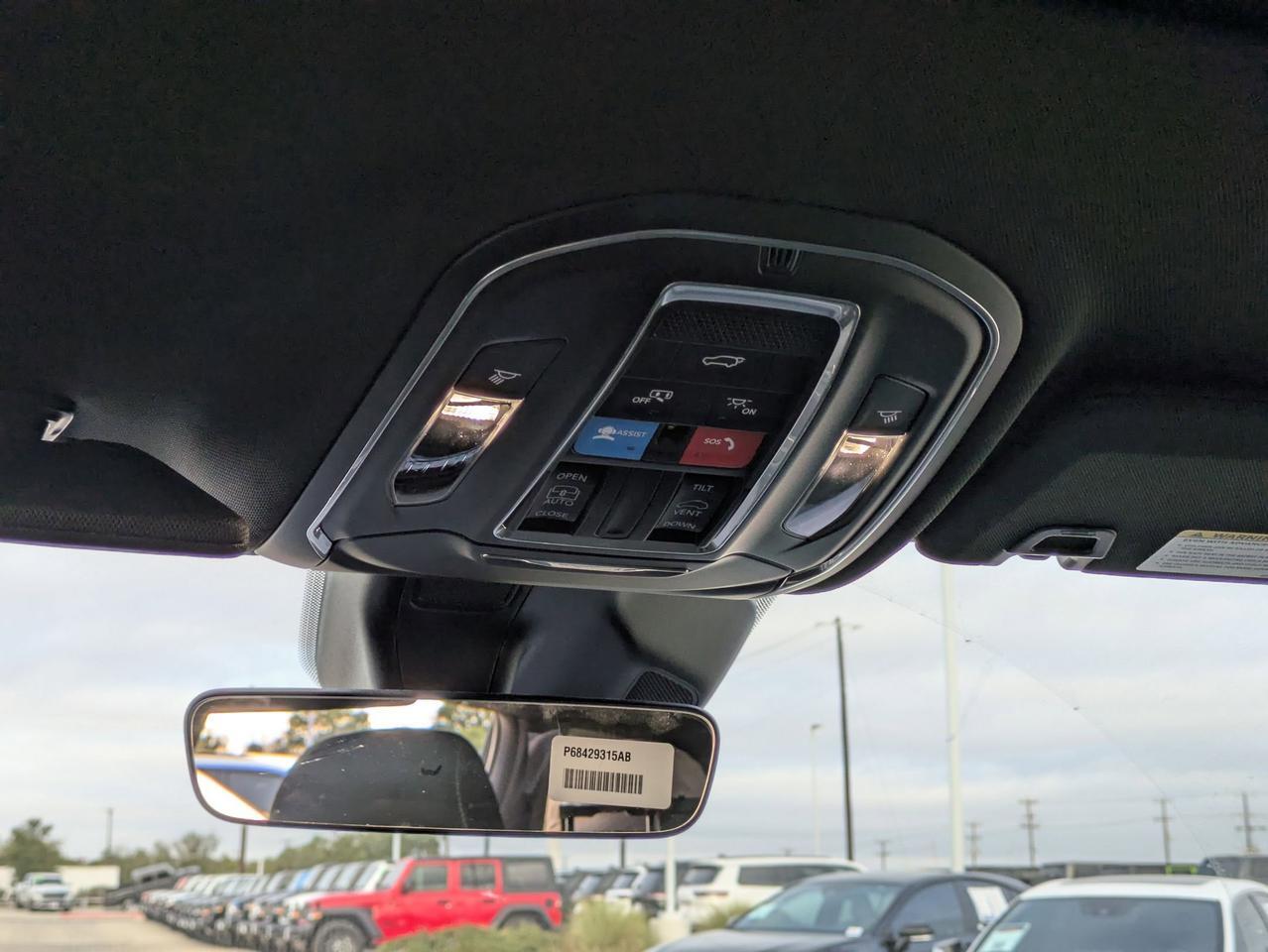 2025 Jeep Grand Cherokee L Laredo X Castroville TX