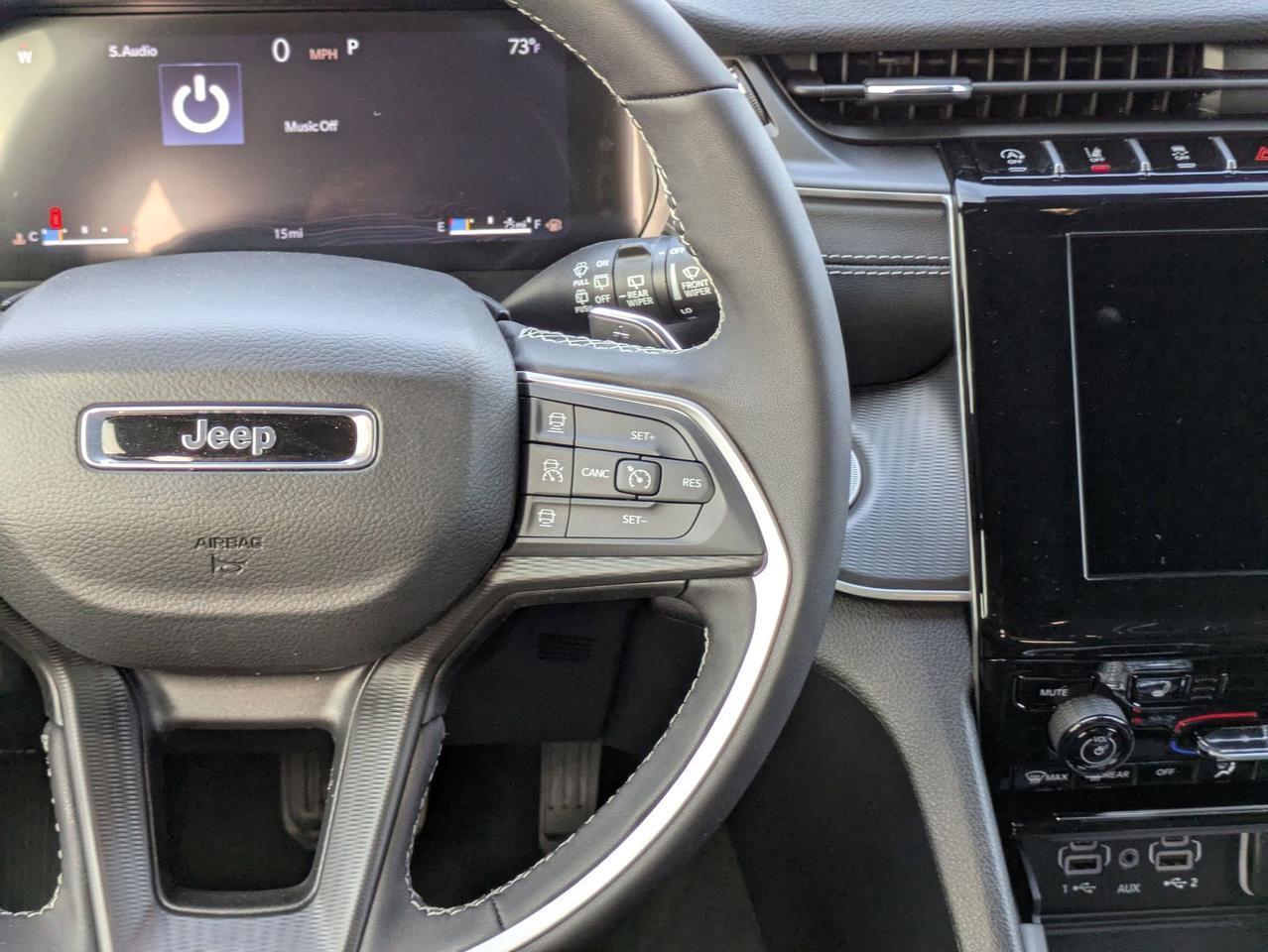 2025 Jeep Grand Cherokee L Laredo X Castroville TX