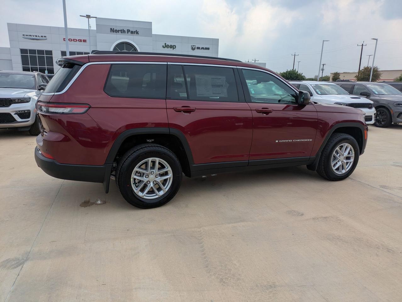 2025 Jeep Grand Cherokee L Laredo X