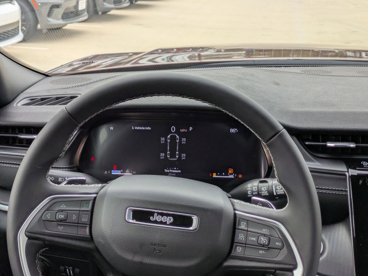 2025 Jeep Grand Cherokee L Laredo X Castroville TX