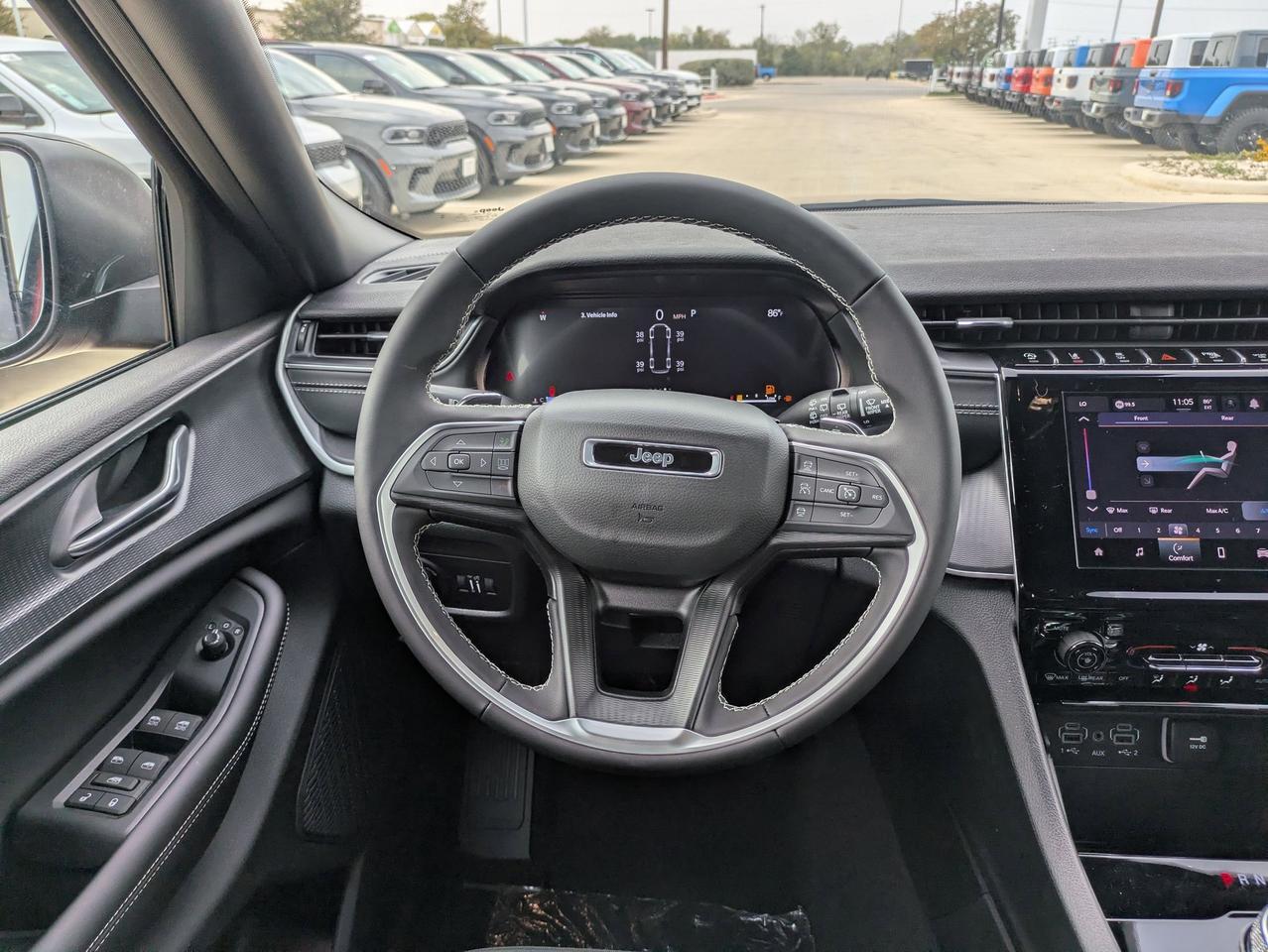2025 Jeep Grand Cherokee L Laredo X Castroville TX
