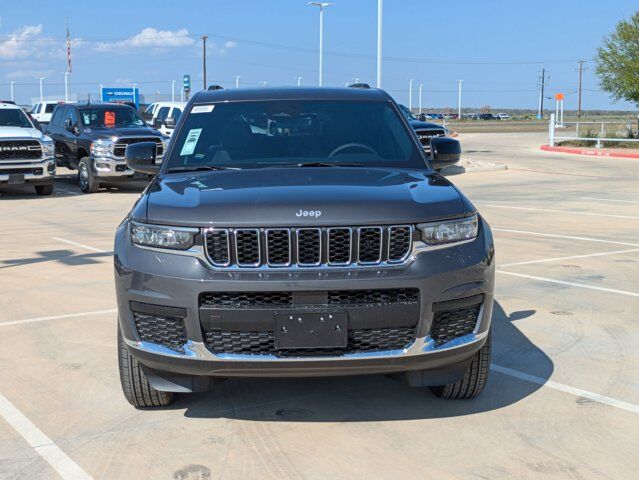 2025 Jeep Grand Cherokee L Laredo X Castroville TX