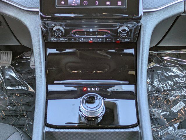 2025 Jeep Grand Cherokee L Laredo X Castroville TX