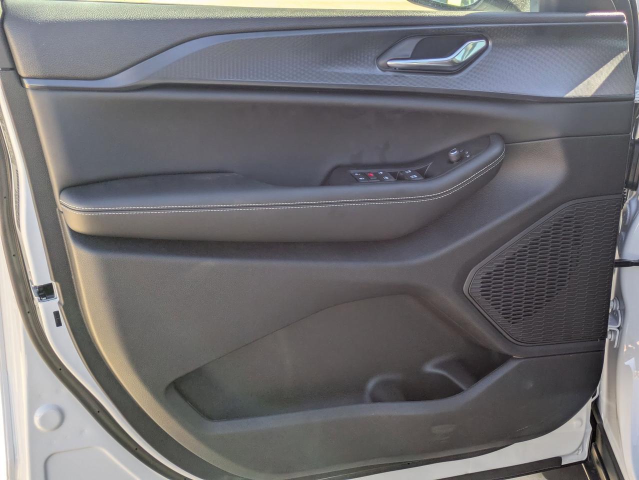 2025 Jeep Grand Cherokee L Laredo X Castroville TX