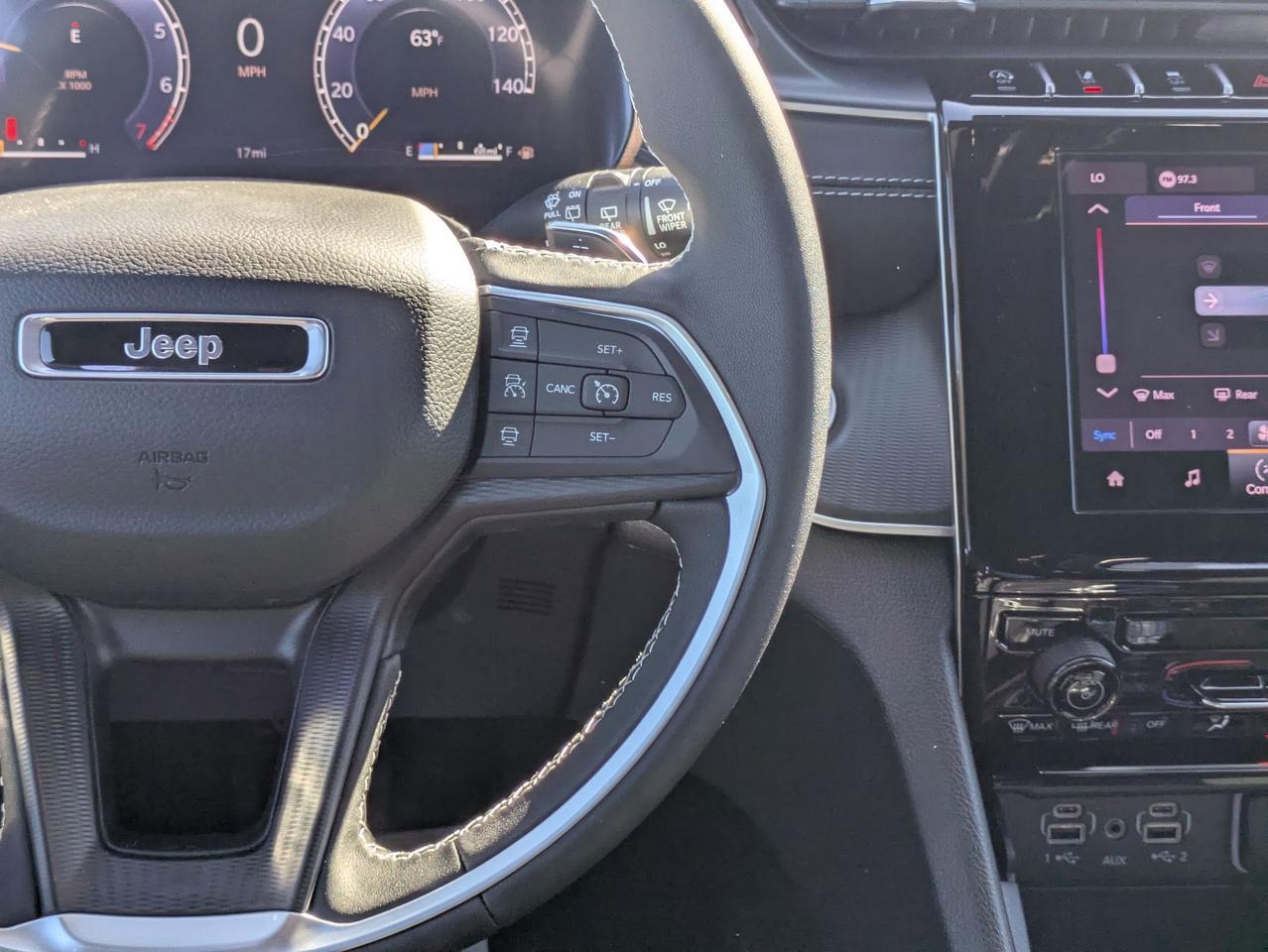 2025 Jeep Grand Cherokee L Laredo X Castroville TX